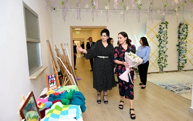 Leyla Əliyeva Şəkidə Uşaq evi sosial xidmət müəssisəsinin sakinləri ilə görüşdü – FOTO