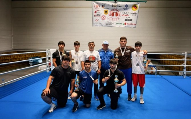 Azərbaycan boksçuları Almaniyadakı beynəlxalq turnirdə altı medal qazanıblar