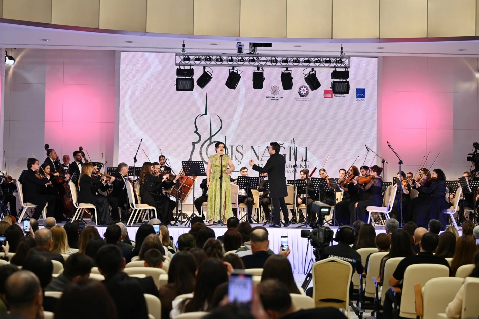Leyla Əliyeva “Qış nağılı”nın açılışında - Fotolar