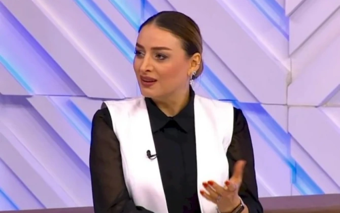 Səidə Bəkirqızı indi də psixoloqla QALMAQALDA: "Kişi qızısansa, jurnalist diplomunu göstər!" - FOTO