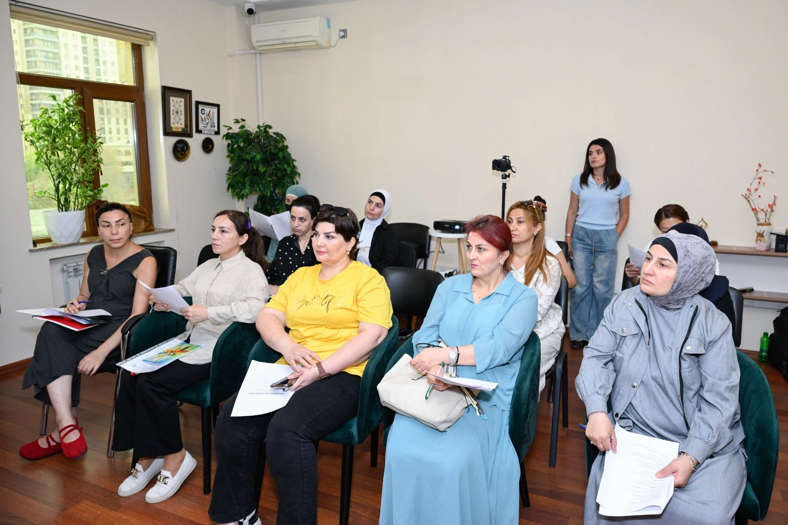 Əlilliyi olan şəxslərin baxıcıları üçün növbəti təlim keçirilib - FOTO
