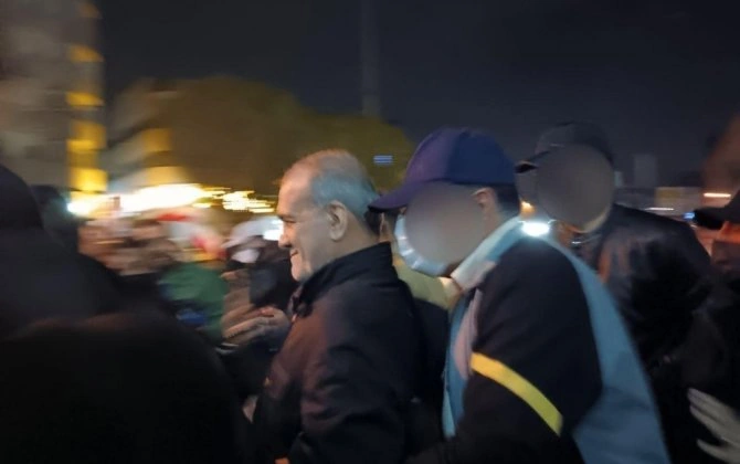 Pezeşkian və Əraqçı Tehranda keçirilən mitinqə qatıldılar...-FOTO+VİDEO