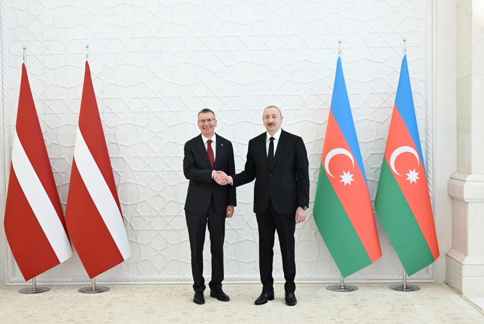 Latviya Prezidentinin rəsmi qarşılanma mərasimi oldu - FOTO