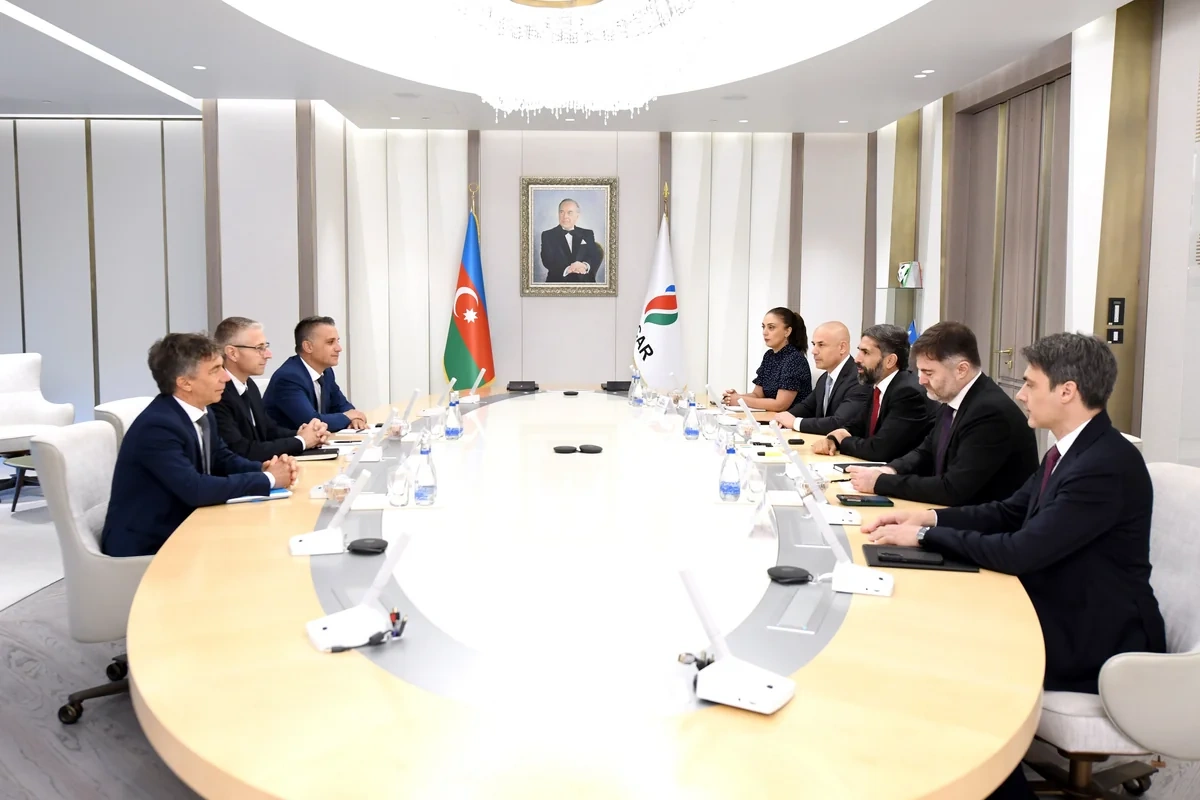 Rövşən Nəcəf Karlo Korsi ilə görüşüb - FOTO