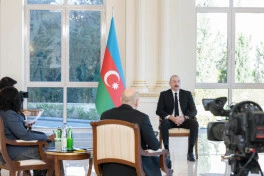 Prezident İlham Əliyev yerli televiziya kanallarına müsahibə verib - FOTO