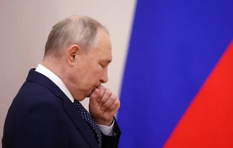 "Kremldə narazılıq artır: uzanan müharibə Putinin ətrafında çatlar yaradır" - "The Telegraph"
