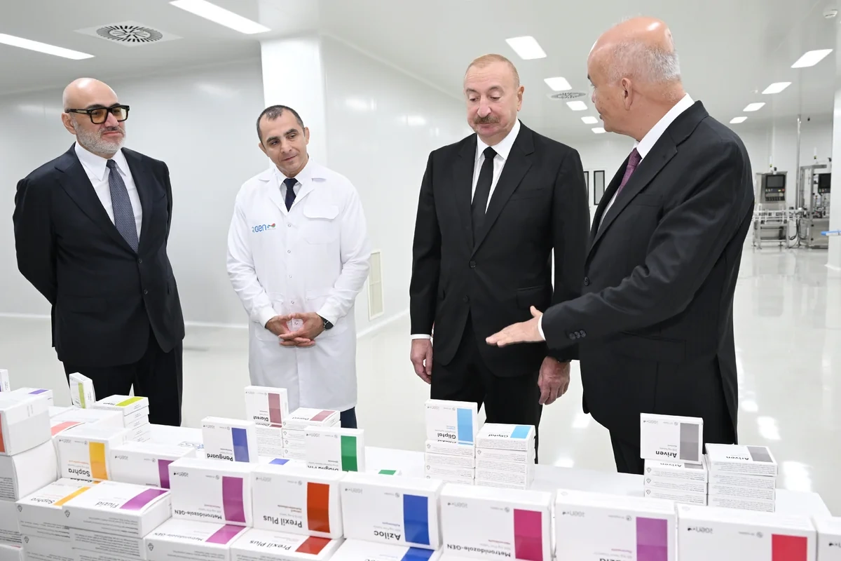 İlham Əliyev Pirallahı Sənaye Parkında dərman istehsalı müəssisəsinin açılışında iştirak etdi - FOTO