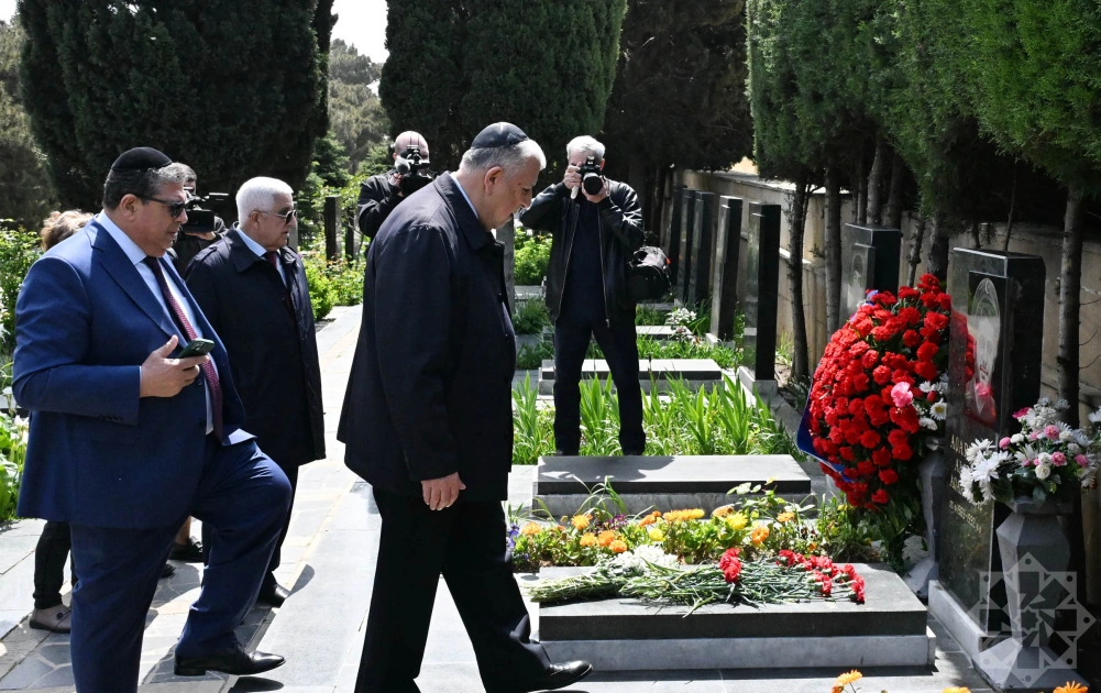 Milli Qəhrəman Albert Aqarunovun xatirəsi yad edilib - FOTO