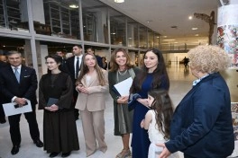 Leyla Əliyeva Müqəddəs Taxt-Tacda Azərbaycan xalçaları sərgisinin açılışında iştirak edib - FOTO