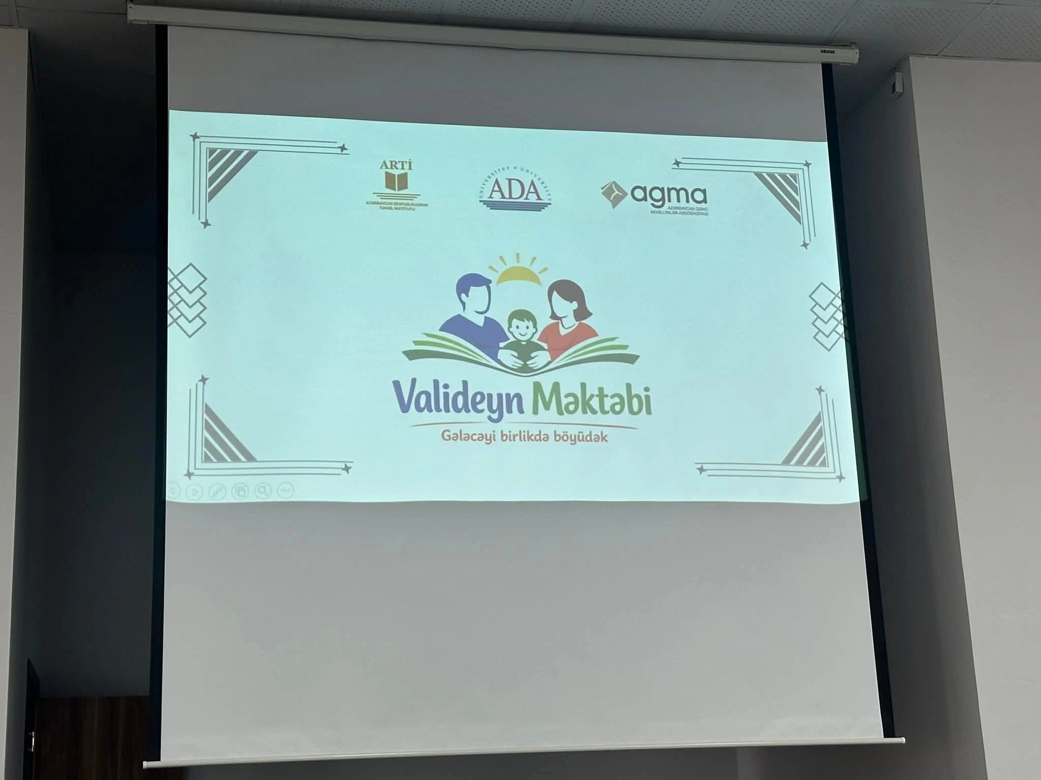 “Valideyn Məktəbi” layihəsi çərçivəsində növbəti maarifləndirici görüş keçirilib