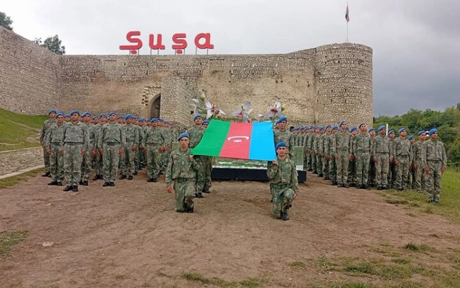 Silahlı Qüvvələr Günündə hərbi qulluqçuların yürüşləri təşkil olundu - FOTO