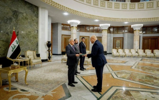 Azərbaycan səfiri etimadnaməsini İraq Prezidentinə təqdim edib