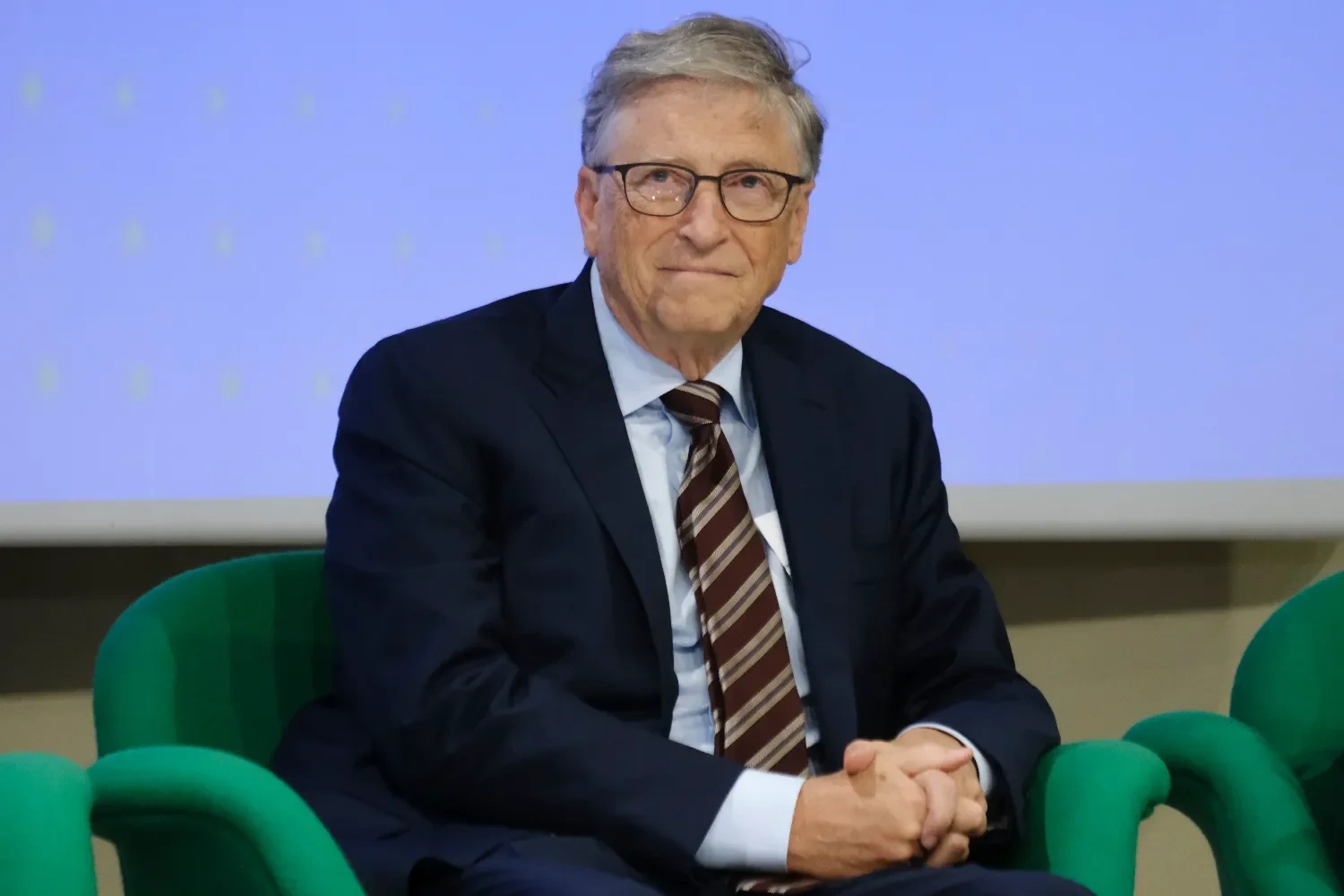 "Bill Geyts Epşteynlə əlaqələri və rus qadınları ilə xəyanətini etiraf edib" - "The Wall Street Journal"