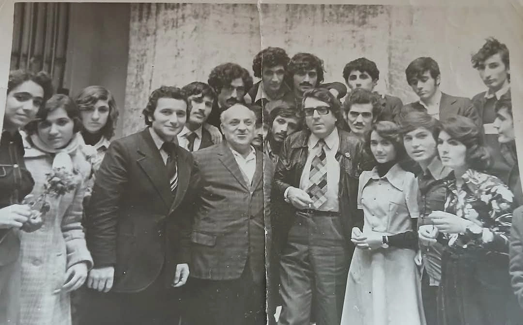 “Maliyyə probleminə görə tamaşanı tamamlaya bilmirik, əfsuslar olsun ki, belə kollektiv “gözdən kənarda” qalıb” - FOTO+ÖZƏL