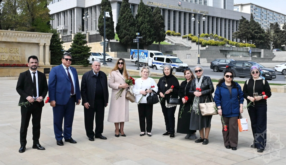 Milli Qəhrəman Albert Aqarunovun xatirəsi yad edilib - FOTO