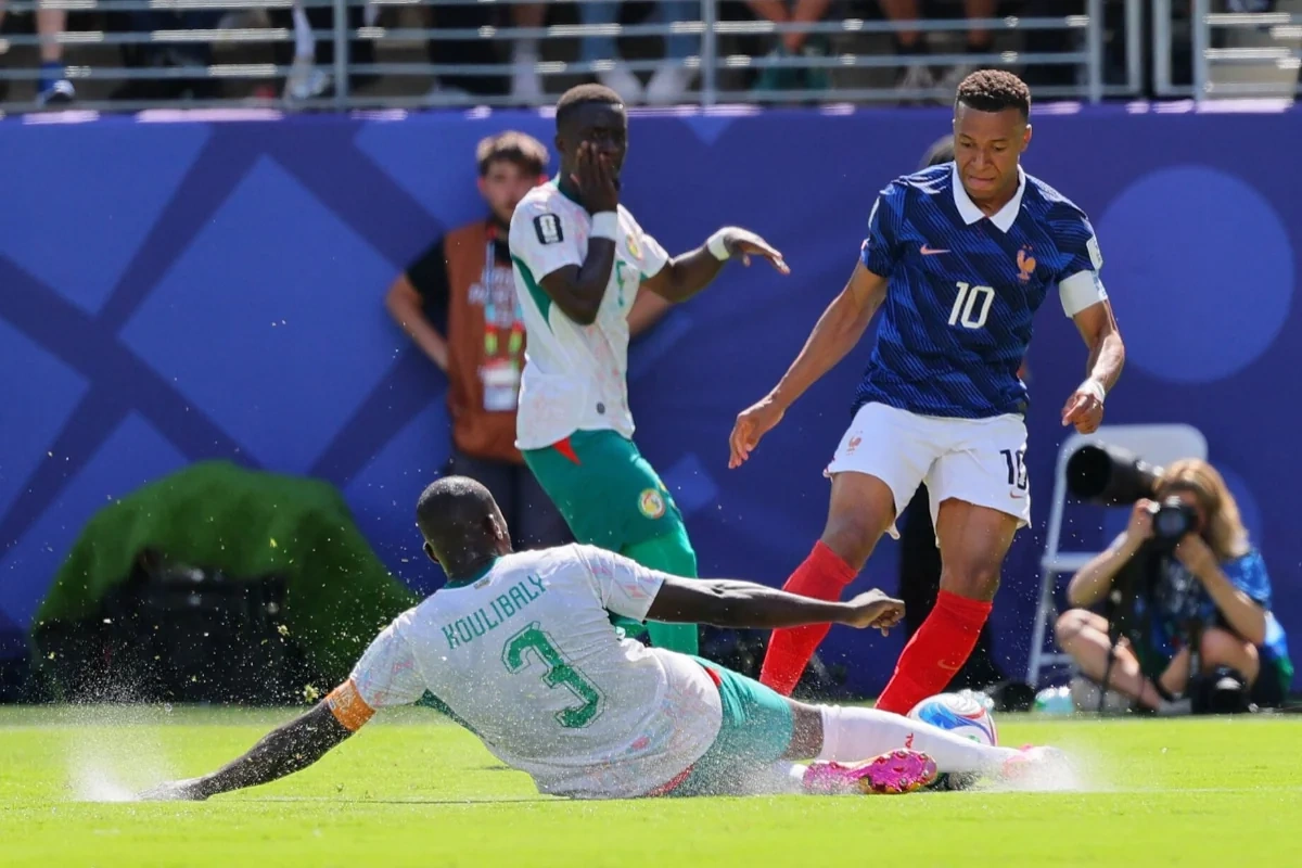 Mbappe Fransa millisinin tarixinə düşdü