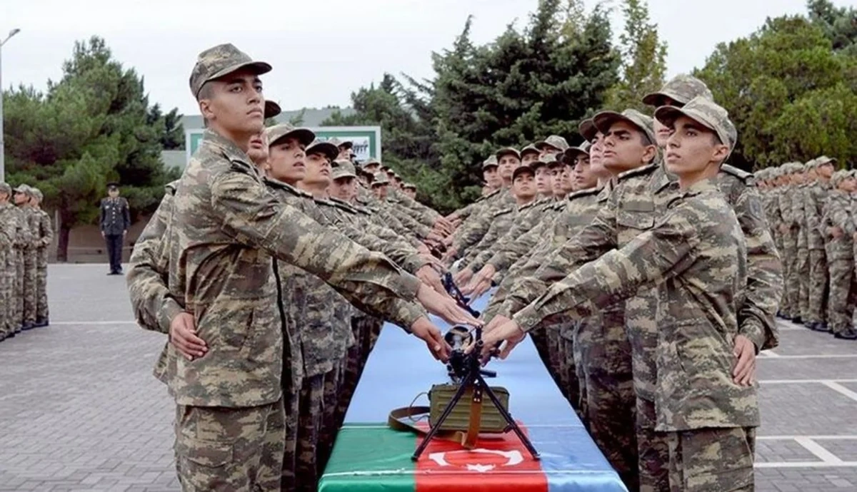 Onurğa əyriliyi olan şəxslər hərbi xidmət üçün yararlıdırmı?