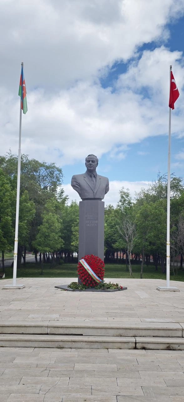 Kamran Əliyev Qarsda rəsmi səfərdə olub - FOTOLAR
