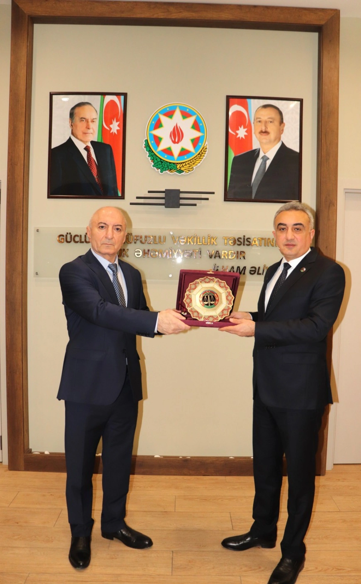 Azərbaycanda fəaliyyət göstərən vəkil bürolarının sayı 144-ə çatdı - FOTO
