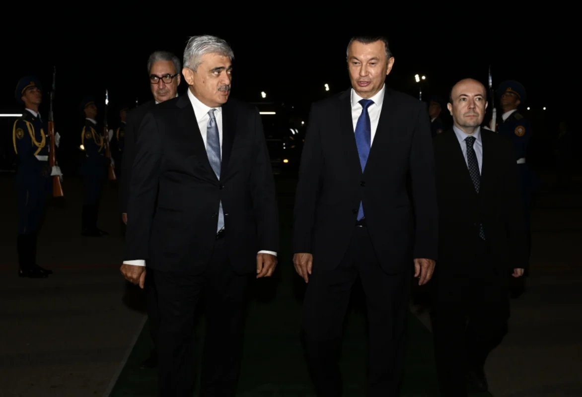 Tacikistanın baş naziri Azərbaycana səfərə gəlib