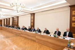WUF13-ün təşkili ilə əlaqədar yaradılmış Təşkilat Komitəsinin iclası keçirilib - FOTO