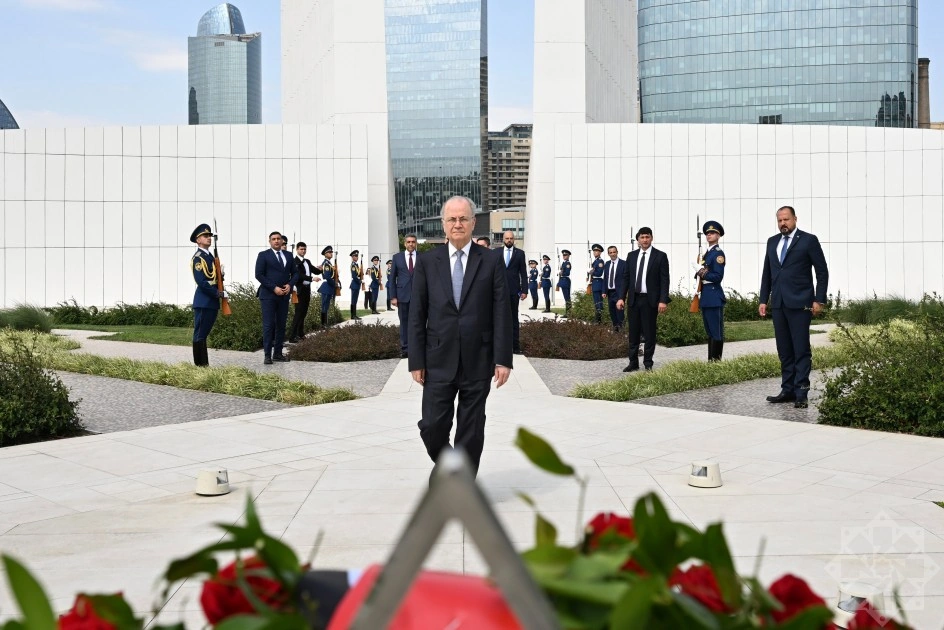 Fələstinin Baş naziri Zəfər parkını ziyarət etdi - FOTO