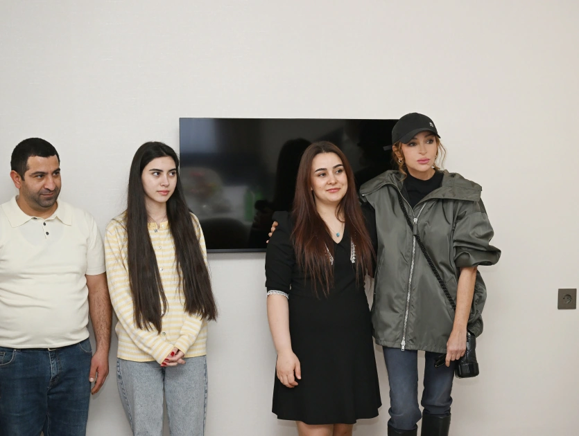 İlham Əliyev Xocavənd kəndində görülmüş işlərlə tanış olub - FOTO - YENİLƏNİB