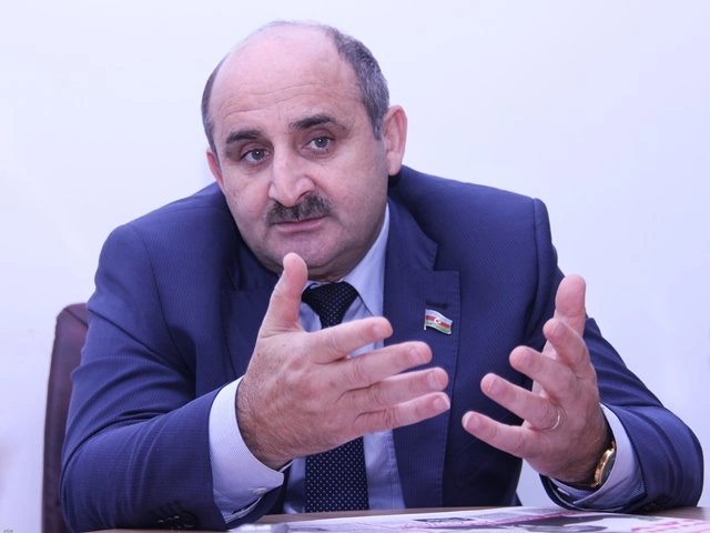 BQXK-nin “neytral vasitəçilik” təklifinin pərdəarxası