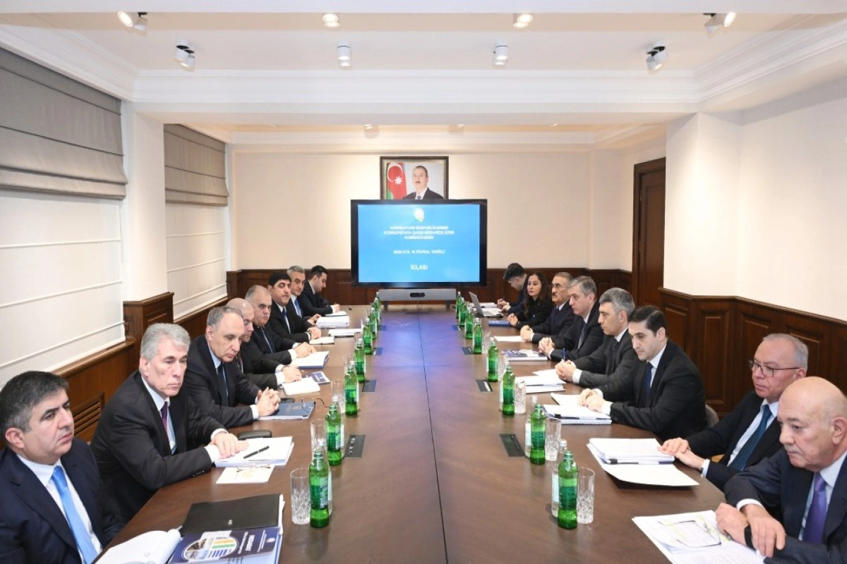 Korrupsiyaya qarşı mübarizə üzrə Komissiyasının iclası keçirilib - FOTO