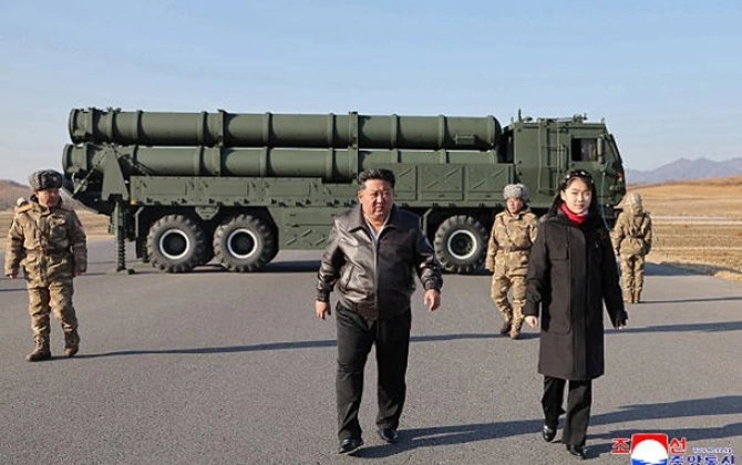Kim Çen In 13 yaşlı qızını raket idarəsinin direktoru təyin etdi...-FOTO