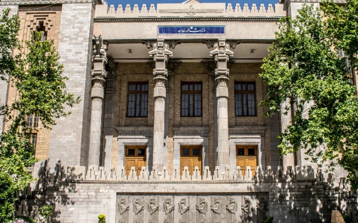Rəsmi Tehran: "İran uzunmüddətli müharibəyə hazırdır"