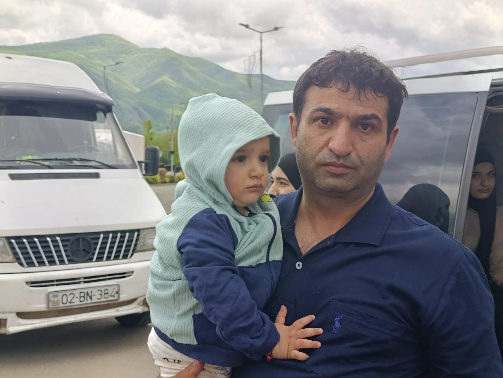 10 övladlı gənc ailənin Xocalıya qayıdışı - FOTO