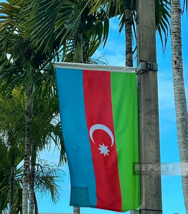 ABŞ-nin Florida ştatının məşhur küçəsində Azərbaycan bayrağı ucaldılıb - FOTO