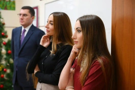 Leyla Əliyeva, Arzu Əliyeva və Alena Əliyeva Bakı şəhəri 5 nömrəli internat tipli xüsusi ümumtəhsil məktəbində olublar - FOTO
