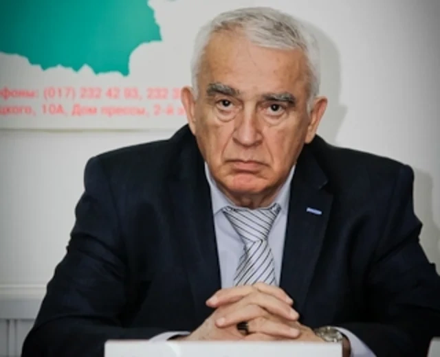 Şair Çingiz Əlioğlu vəfat edib