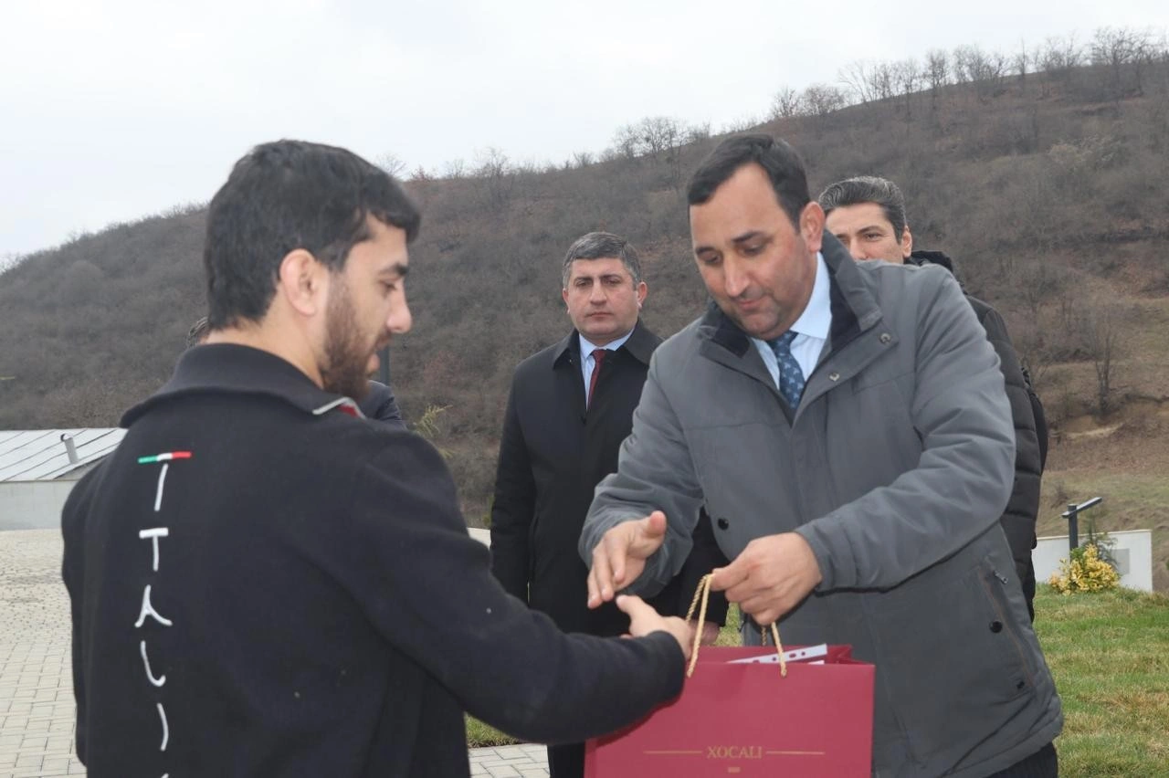Növbəti köç karvanı Xanabad kəndinə çatıb - FOTOLAR
