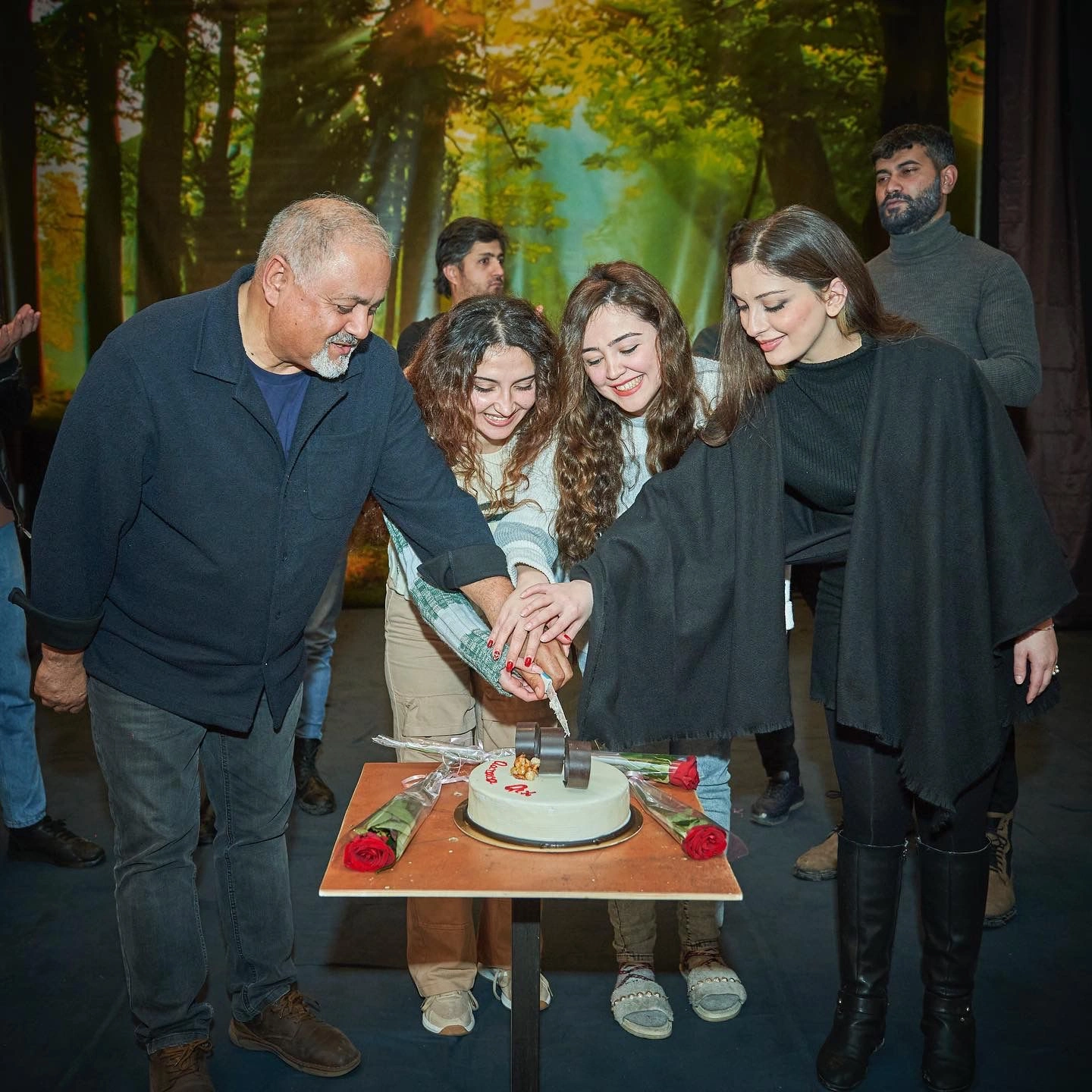 “Xəyanət”-in Fəridəsi, səhnənin isə sevilən aktrisası: “Serialdan özüm uzaqlaşdım, müəyyən prinsiplərim var ki...” - FOTO+ÖZƏL