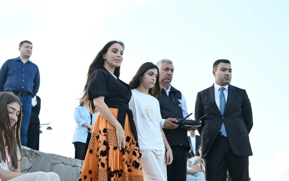 Leyla və Arzu Əliyevalar Dənizkənarı Milli Parkda açılış və təqdimat mərasimlərində - FOTO