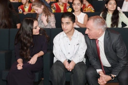 Leyla Əliyeva və Alena Əliyeva Uşaq İncəsənət Festivalının yekun mükafatlandırma mərasimində iştirak ediblər - FOTO