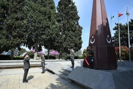 Türkiyənin Quru Qoşunları komandanı Azərbaycana gəlib - FOTO