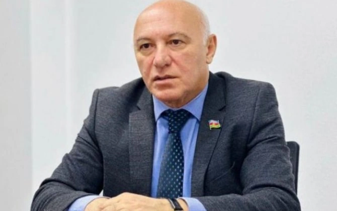 ““Hazır olun!” ifadəsi özündə nəyi ehtiva edir, nəyə hazır olunmalıdır?” – “Bu, olduqca ciddi mesaj kimi görünür”