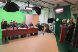 Azərbaycan və Belarus MN-in hərbi informasiya nümayəndələrinin işçi görüşü keçirilib - FOTO
