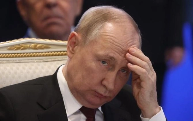 "Ukraynanın zərbələri fonunda Putinin reytinqi 2022-ci ildən bəri ən aşağı səviyyəyə enib" - "The New York Times"