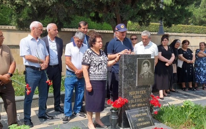 “İllər ötəcək- Şirin Mirzəyev Milli Ordu quruculuğunda danılmaz xidmətləri olmuş şəhid qəhrəman kimi daim xatırlanacaq...”