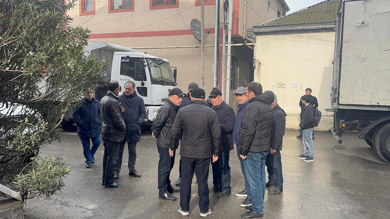 ADSEA sədri üzərində evlər tikilən kollektorun çökdüyü ərazidə olub  - VİDEO+FOTOLAR