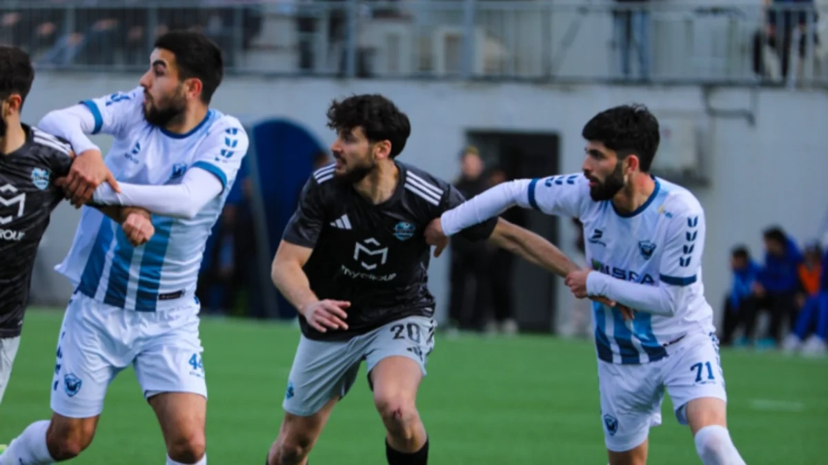 Azərbaycan çempionatında həkim və məşqçi hakimi təhqir etdilər