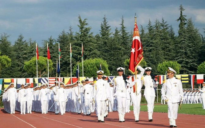 Türkiyədə təhsilini bitirən Azərbaycan Ordusunun hərbi qulluqçularına diplomlar təqdim edildi - FOTO/VİDEO