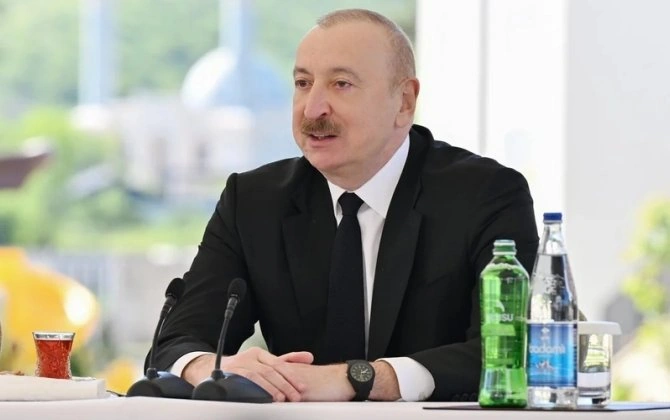 Prezident: "İlyarım sonra Bakıdan Zəngilana dəmir yolu ilə gəlmək mümkün olacaq"