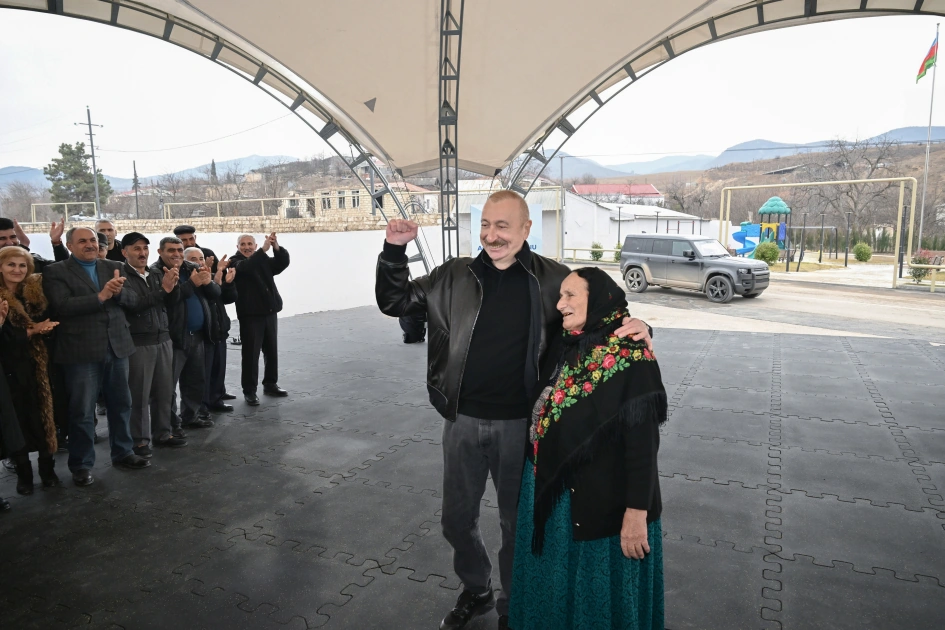 Prezident Ağdərənin Aşağı Oratağ, Çıldıran, Heyvalı və Çapar kəndlərinin sakinləri ilə görüşüb - FOTO