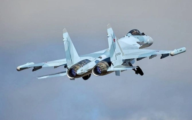 KİV: Kursk vilayətində iki Su-35S qırıcısı havada toqquşub